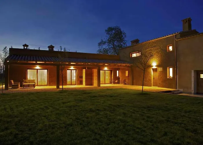 Mas Garriga Turisme Rural * Girona